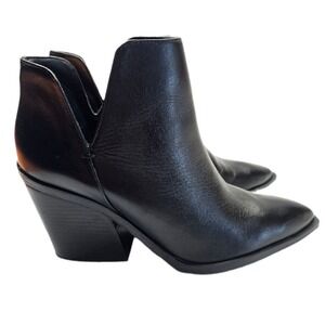 Gianni Bini Huttsen Boots Womens 9M Black Leather Ankle Booties V Cut Out Witchy